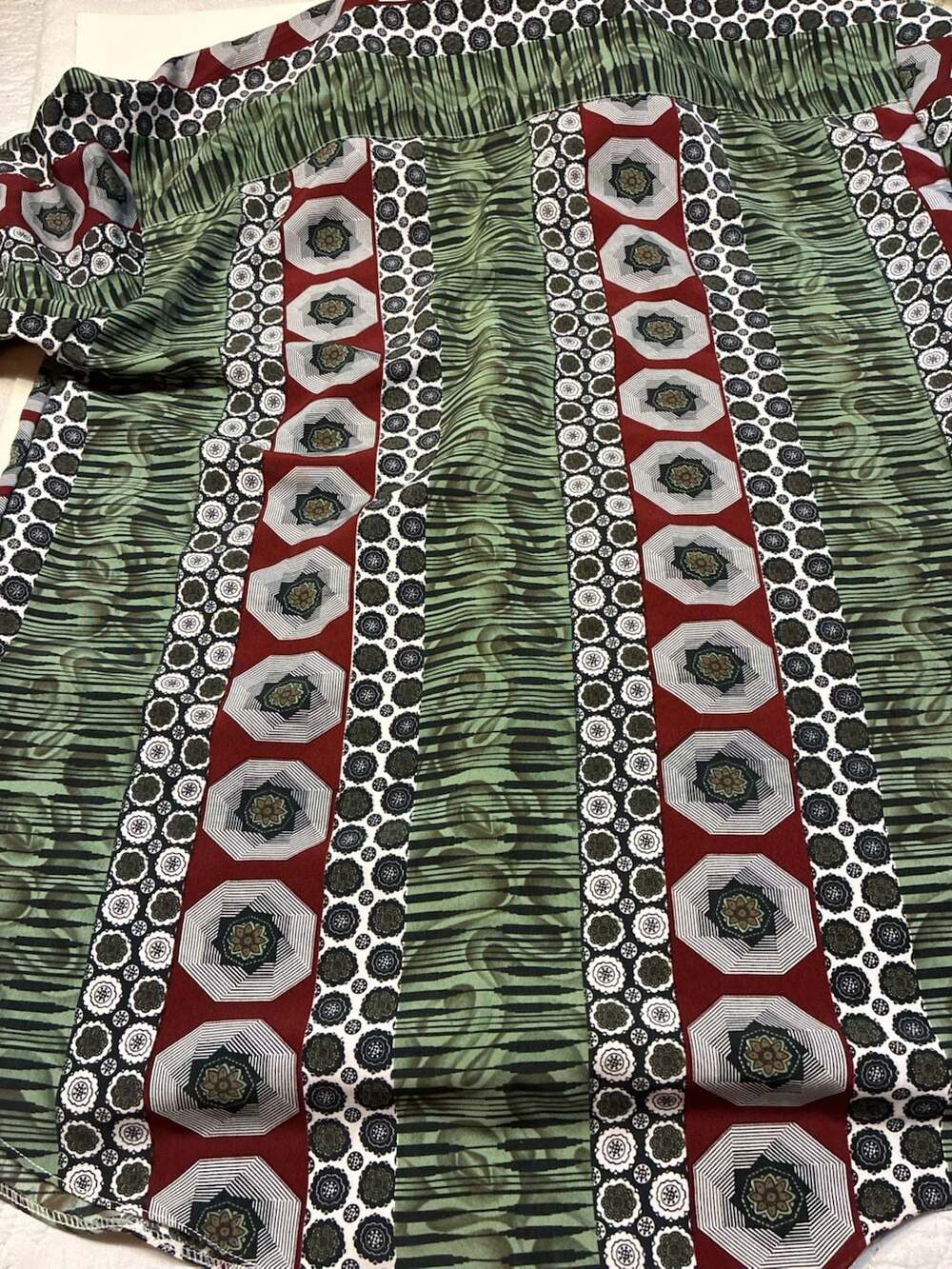 Panache New York Vintage Geometric Print Short Sleeve Button-Down Shirt - Picture 11 of 11